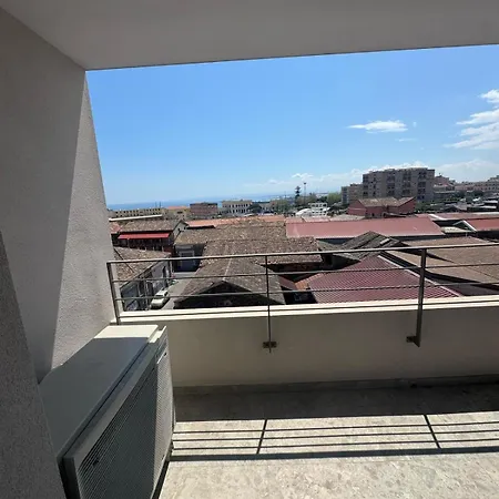 Apartment Viewport *