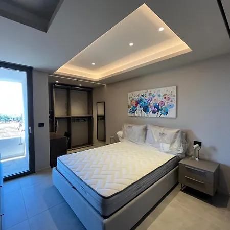Viewport Apartment *